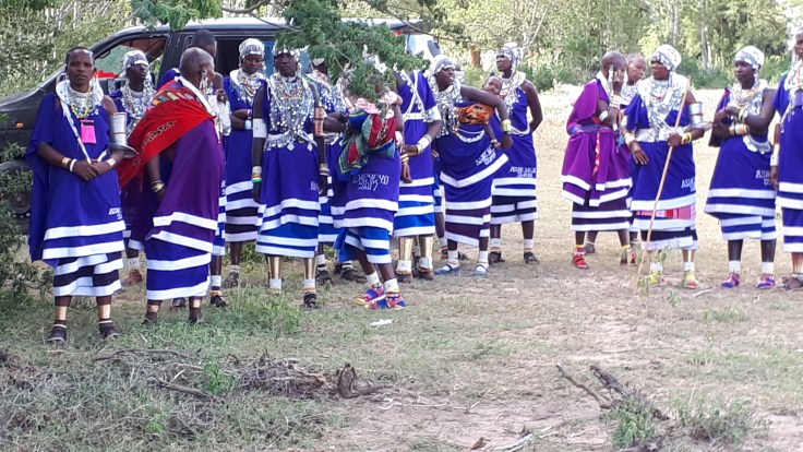 donne cerimonia maasai warrior Kiberashi - Tanzania
