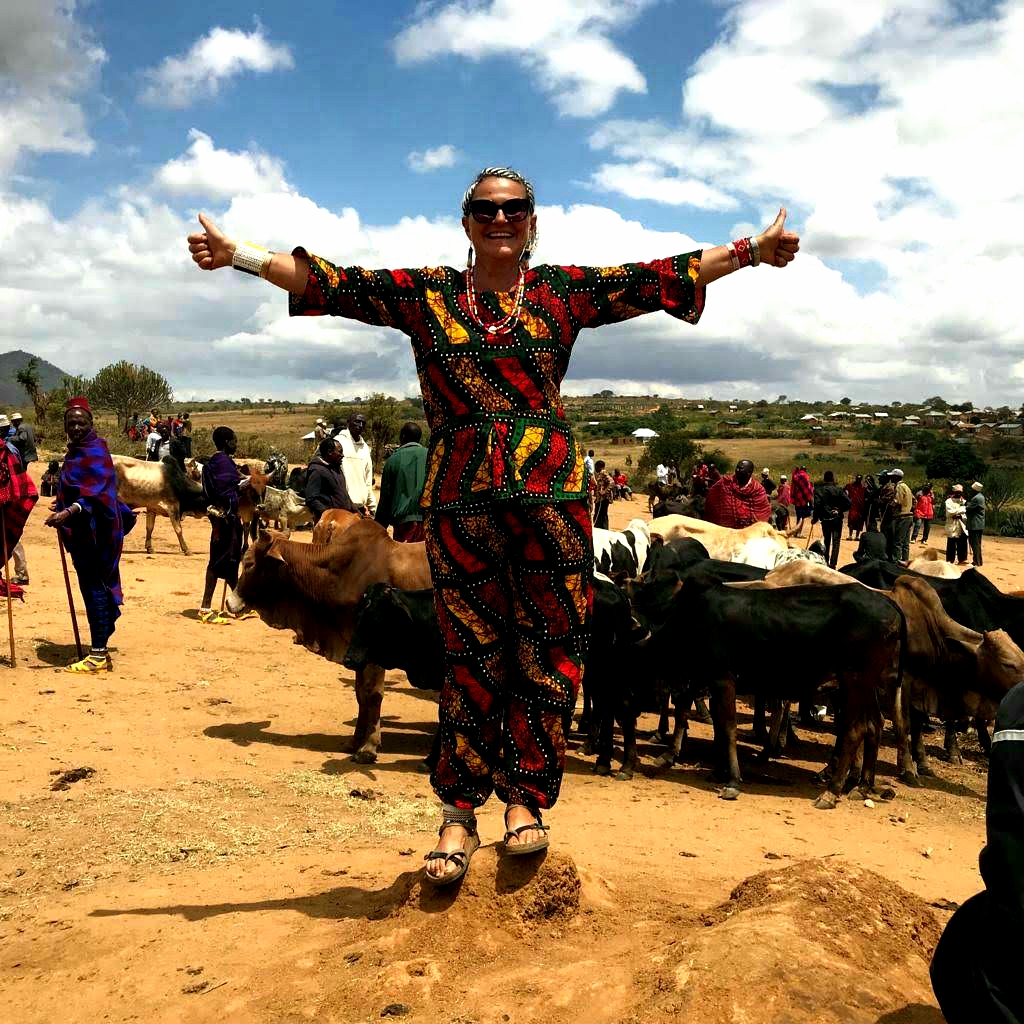 UNA GIORNATA AL MERCATO MAASAI CON CRISTINA E WILLIAM